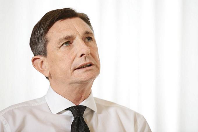 Pogovor predsednika republike Pahorja za tednik Mladina